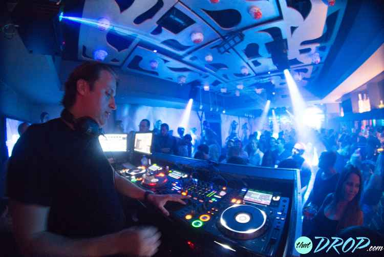 EDX performs to a sold out crowd for thatDROP's event at Vibe Ultra Music Lounge in Fort Lauderdale, FL. Photo by Andreina Rodrigues