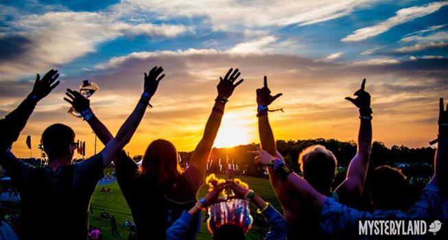 music festival sunsets