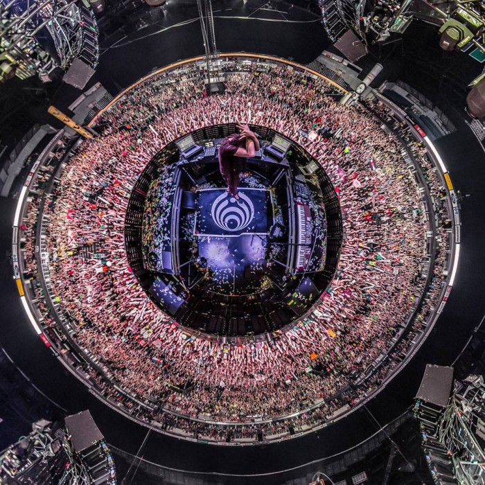 bassnectar nye 360 family photo