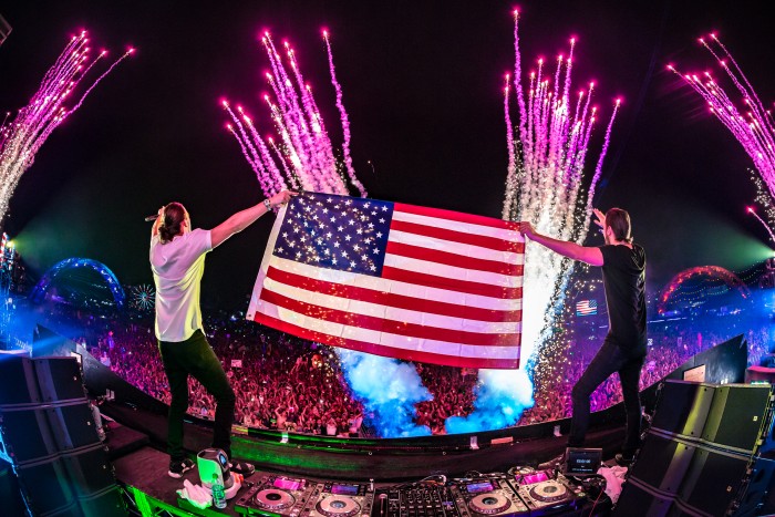 Why EDC Las Vegas 2015 was the Best EDM Festival of All Time