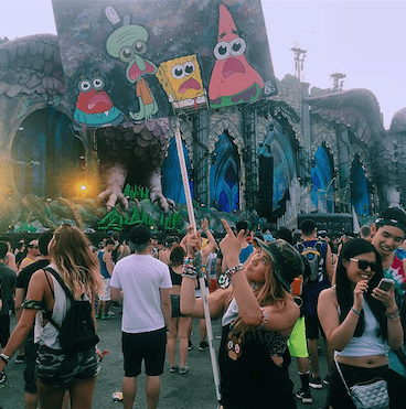 20 Ridiculous EDC Las Vegas Totems