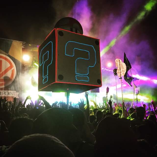 10 More Hilarious Totems from CounterPoint 2015