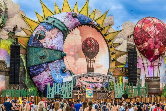 TomorrowWorld 2015 Day 1 Photos