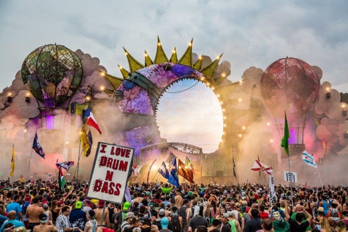 TomorrowWorld 2015 Day 1 Photos