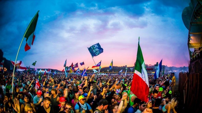 TomorrowWorld 2015 Day 1 Photos