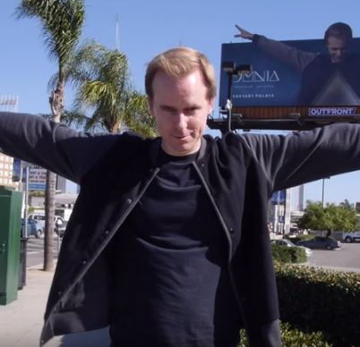 Armin van Buuren Look-Alike Trolls Fans in L.A. [Video]