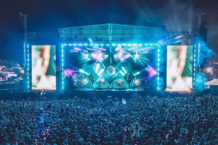 7 Reasons Why You Have to See Disclosure's Live Show