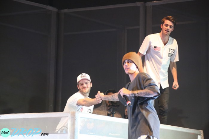 Justin Bieber Stitch Live The Chainsmokers