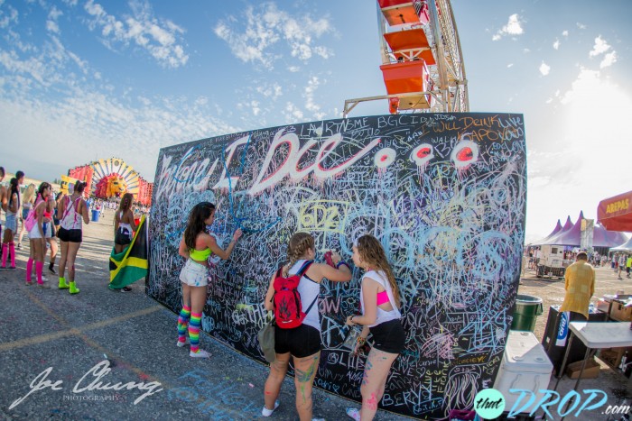 Interactive Live Community Art - Photo by Joe Chung Photography