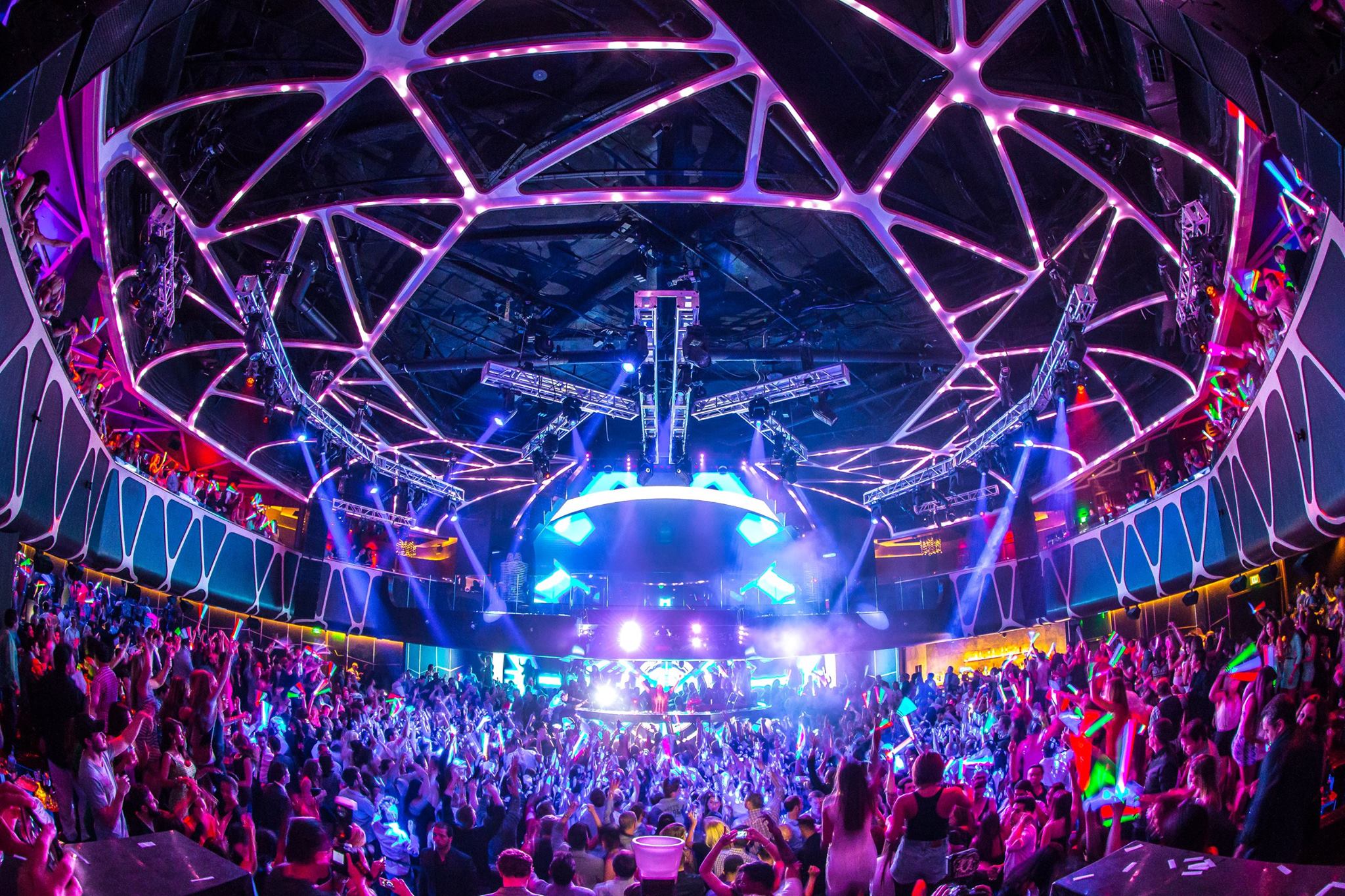 can-you-handle-a-5-day-vip-dance-music-experience-in-vegas