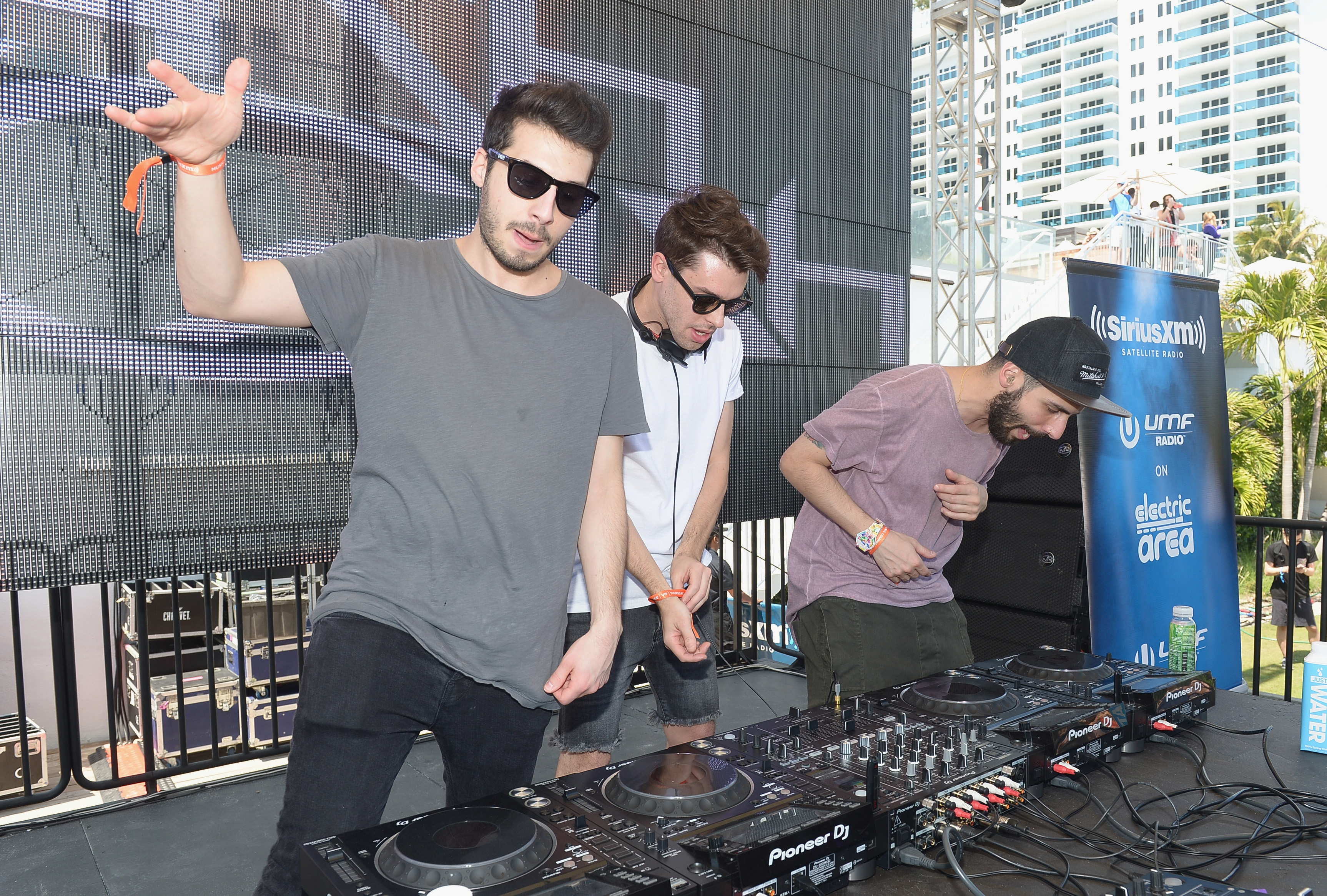 SiriusXM Music Lounge - Cash Cash - 1 Hotel South Beach