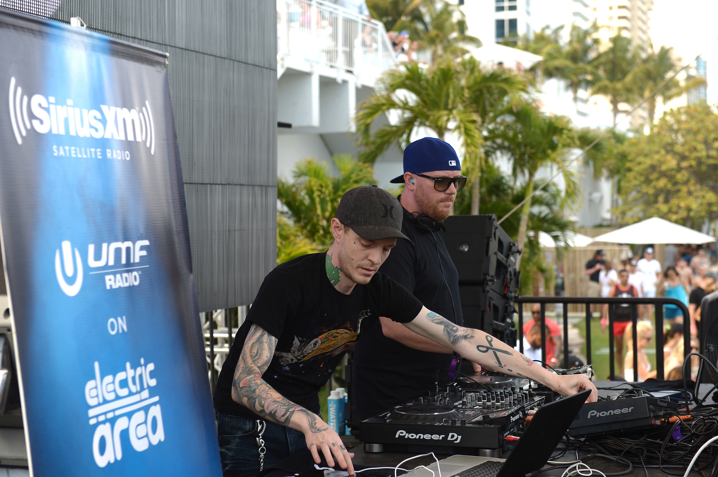 "MIAMI, FLORIDA - MARCH 18: Prydz & Deadmau5 performs at SiriusXM's 'UMF Radio' Broadcast Live From The SiriusXM Music Lounge at 1 Hotel South Beach at 1 Hotel South Beach on March 18, 2016 in Miami, Florida. (Photo by Gustavo Caballero/Getty Images for SiriusXM)"