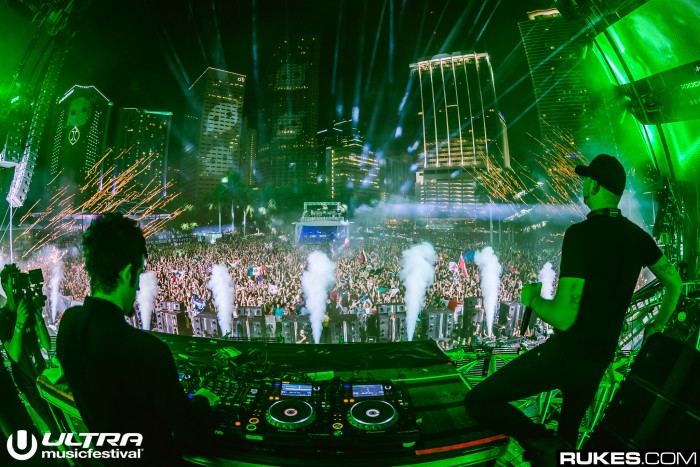 Knife Party & Pendulum at Ultra Music Festival / Photo by Rukes