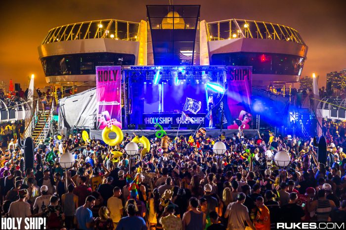 HOLY SHIP! 2015 via Rukes.com