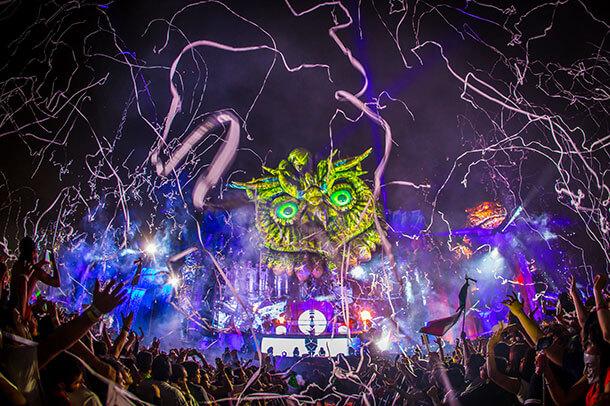 EDC Mexico 2016 photo via mexico.electricdaisycarnival.com