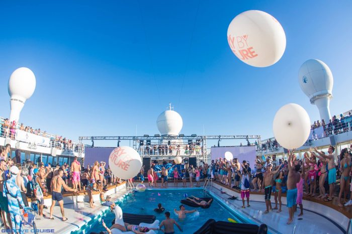 Groove Cruise Cabo 2016 :: Photo via Veranmiky