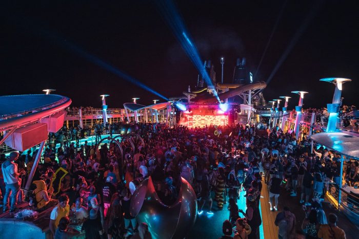 The Holy Ship! Experience by Night