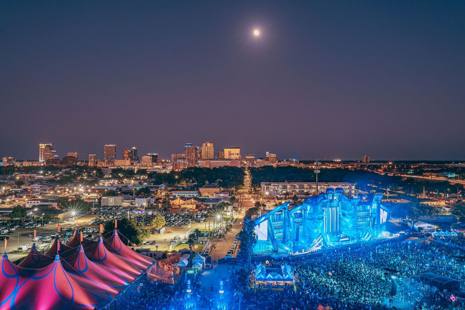 Beautiful Sets, Best Photos and Record Numbers of EDC Orlando 2019